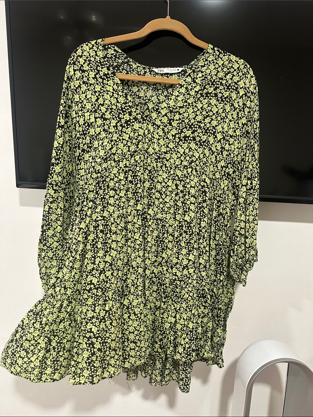 Zara Black and Lime Short Flowy Dress